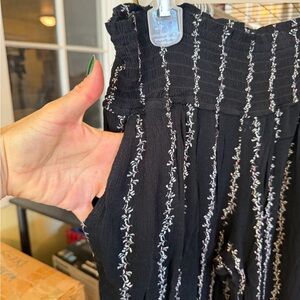 1/2 off bundles of 3+ Three Dots Black Floral Wide Leg Pants